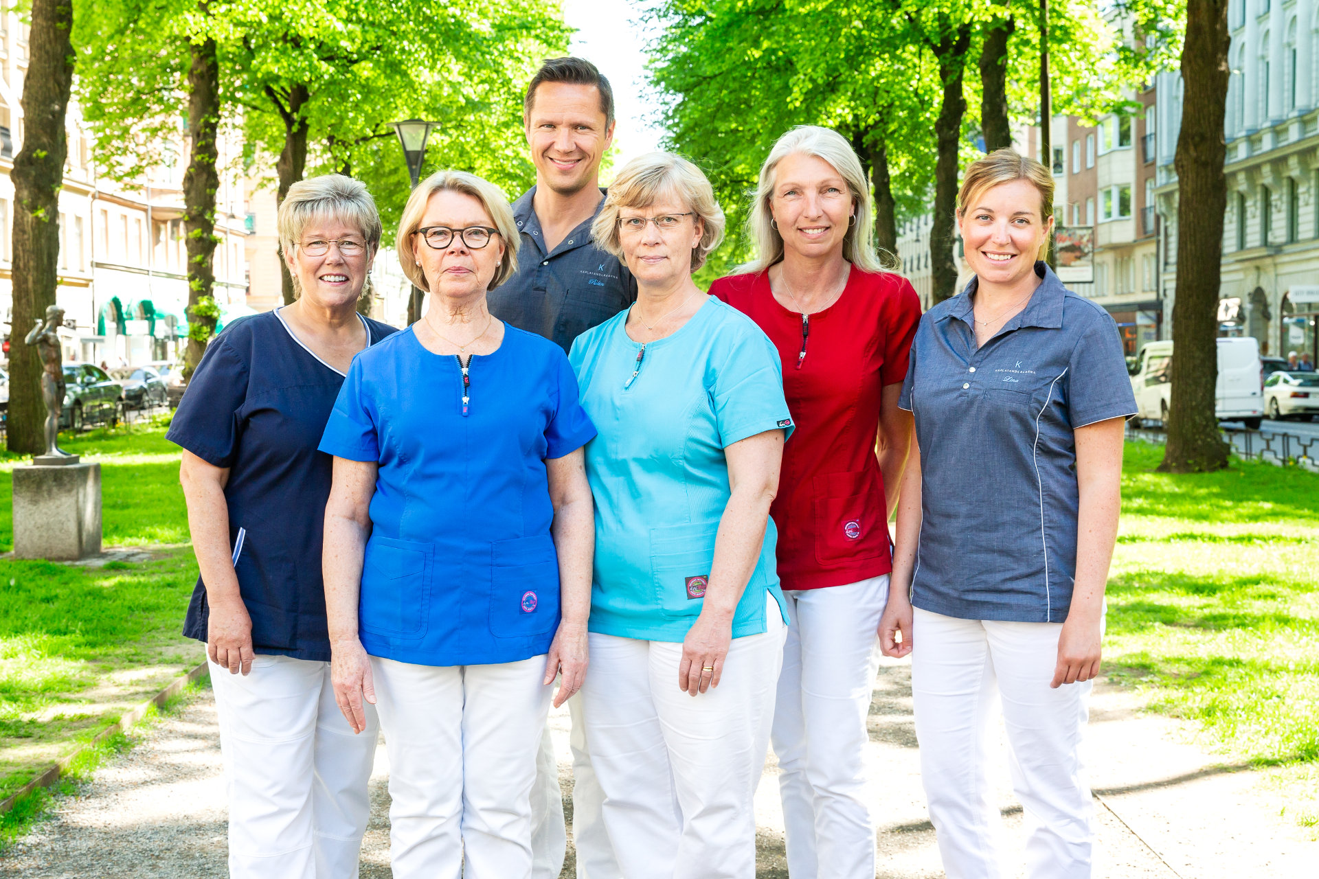Karlatandläkarna team